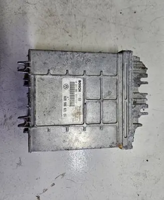Volkswagen PASSAT B5 Engine control unit/module 0281001557 028906021EG