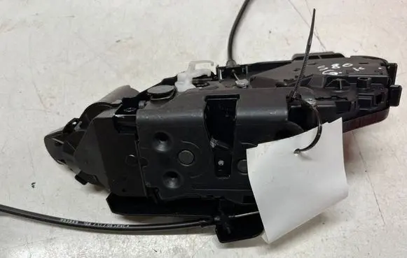 Volvo S80 Rear door lock 31253671 A048317