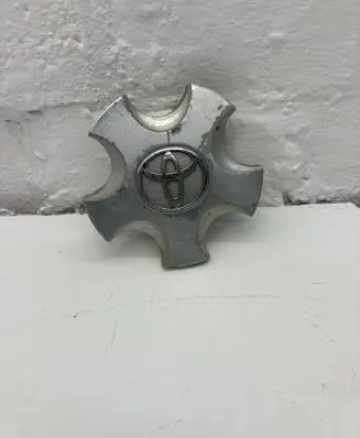 Toyota Verso Original wheel cap 2712