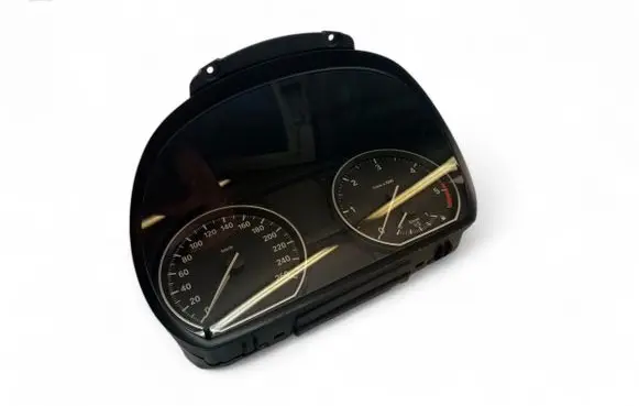 BMW 1 E81 E87 Speedometer (instrument cluster) 1024955