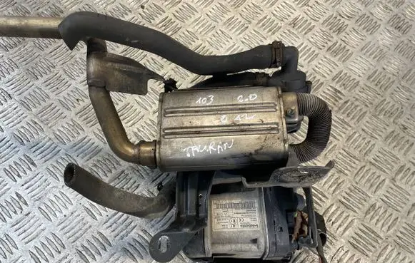 Volkswagen Touran II Auxiliary pre-heater (Webasto) 1K0815065AR 9022152B 9022472B