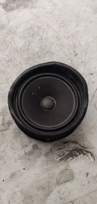 Skoda Octavia Mk3 (5E) Front door speaker 5E0035411A