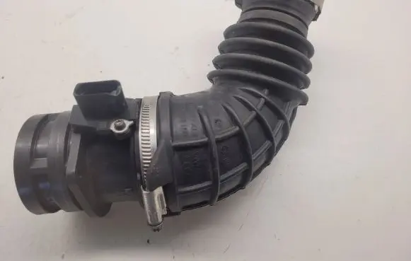 Audi A4 S4 B8 8K Mass air flow meter 06J906461B