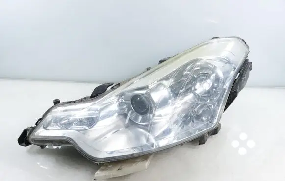 Citroen C-Crosser Headlight/headlamp P7142L P7143L