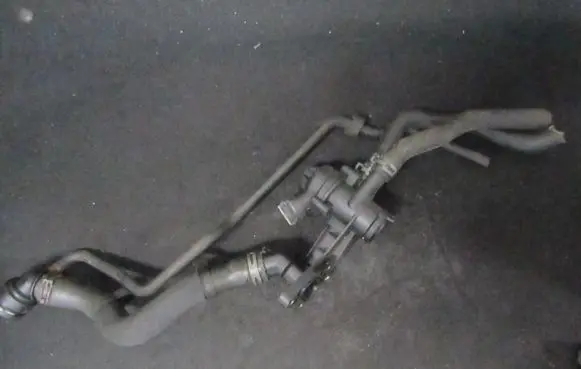 Volkswagen Polo Engine coolant pipe/hose 03c121111b