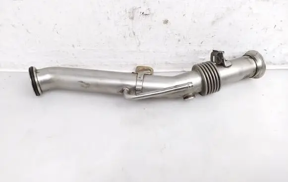 BMW 7 G11 G12 EGR valve line/pipe/hose 8574821