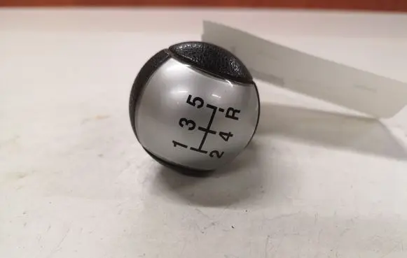 Ford Focus Gear lever shifter trim leather/knob