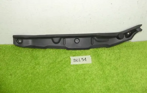 Audi A6 S6 C8 4K Fender end trim 4K0821112