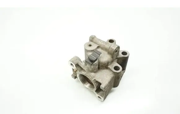 Ford Mondeo Mk III Fuel pump bracket 2S7G9A413CC