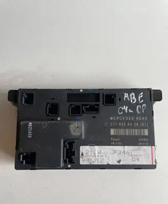 Mercedes-Benz E W211 Door control unit/module 2118200426