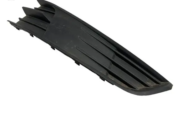 Skoda Fabia Mk3 (NJ) Front bumper lower grill 6V0807368