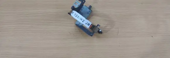 Mercedes-Benz E W211 ABS pump bracket A2115450447