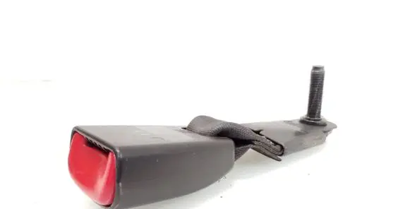 Opel Antara Rear seatbelt buckle
