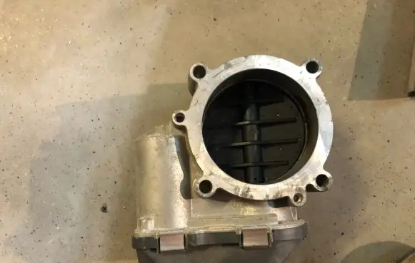 Volkswagen Touareg I Throttle valve 03H133062