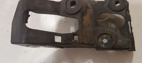 Audi A4 S4 B6 8E 8H Fender mounting bracket 8E0853921