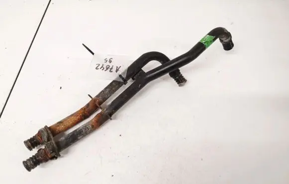 BMW 5 E39 Engine coolant pipe/hose