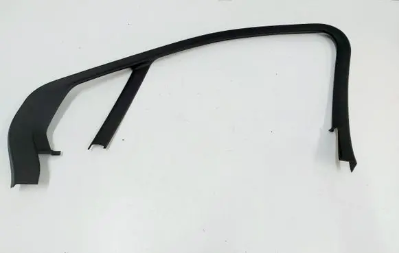 BMW 2 Active Tourer U06 Front door trim (molding) 9490364