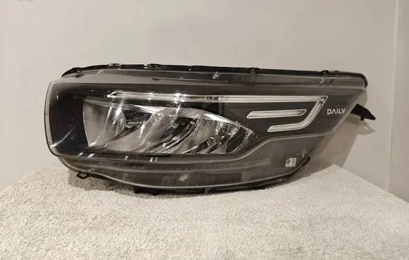 Iveco Daily 6th gen Headlight/headlamp 05802711800 23C22T2 401574580