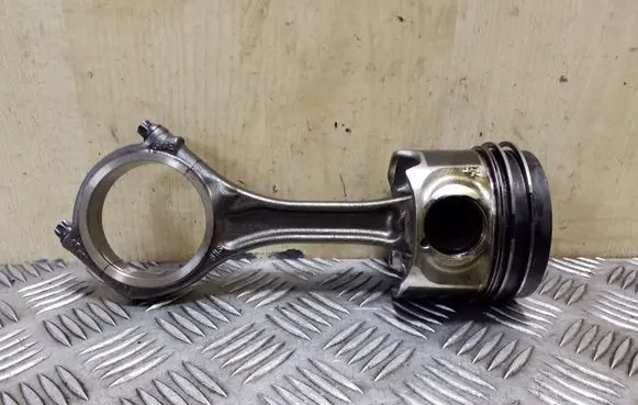 Volkswagen Touareg II Piston with connecting rod 83L82 59AE BHS