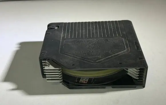 BMW 7 E38 CD/DVD changer 8375836