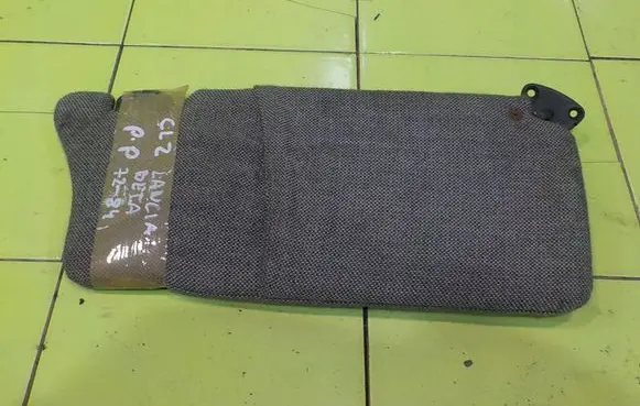 Lancia Beta Sun visor PRZOD SLONECZNIK PRAWY