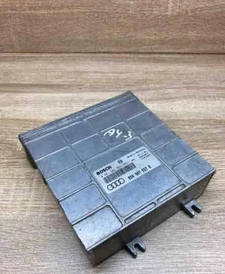 Audi A4 S4 B5 8D Engine control unit/module ECU 8D0907557B 261203554