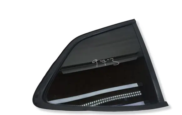 Volkswagen Tiguan Allspace Rear side window E000266