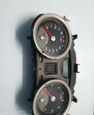 Renault Megane II Speedometer (instrument cluster) 2RPF10A855AD