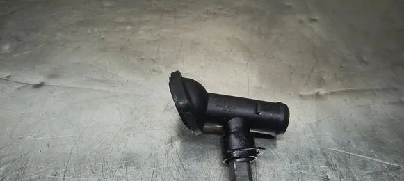 Volkswagen Golf V Thermostat/thermostat housing 03G121121G