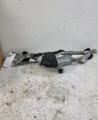 Toyota Auris 150 Front wiper linkage and motor 8511002190