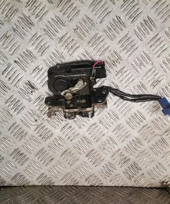 Loading door lock