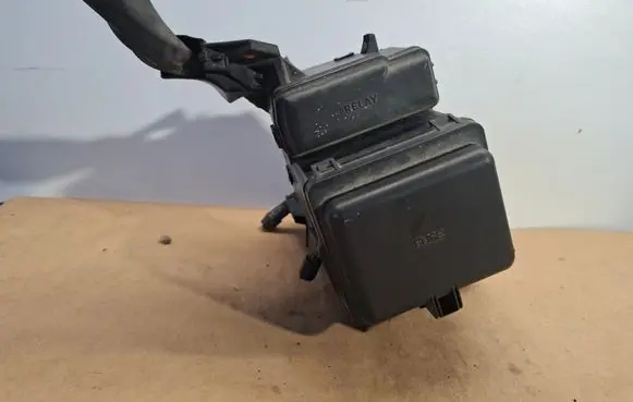 Lexus RX 300 Fuse module