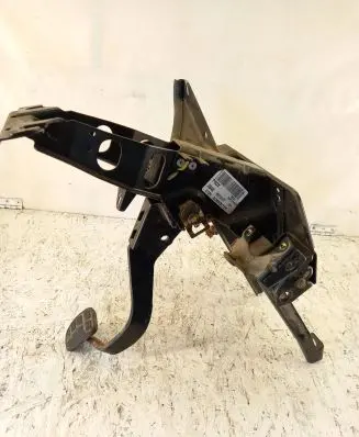 Volkswagen Sharan Pedal assembly 2L388EBYYEN W012107