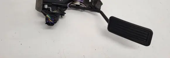 Toyota Corolla Verso AR10 Accelerator throttle pedal 5X02