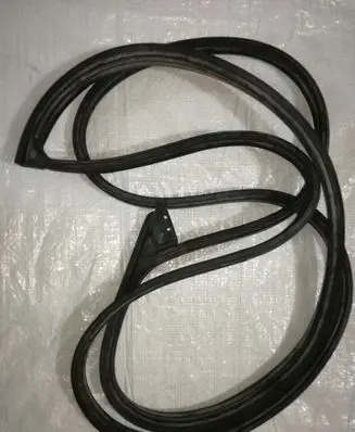 Mercedes-Benz E W124 Front door rubber seal 1247200678