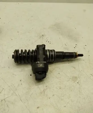 Seat Altea Fuel injector 038130073AG 0414720215
