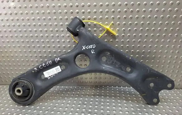 KIA Ceed Front control arm S27725490 54501G4AA0