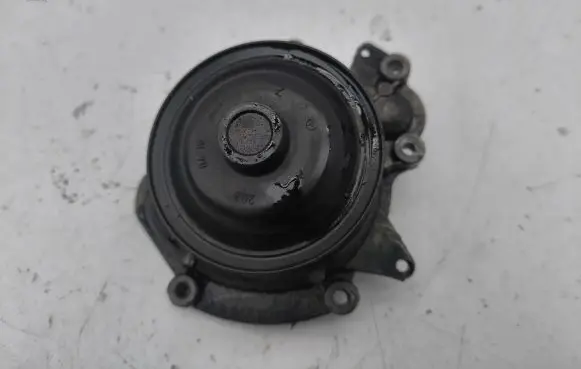 Chrysler 300 - 300C Water pump R6422010710