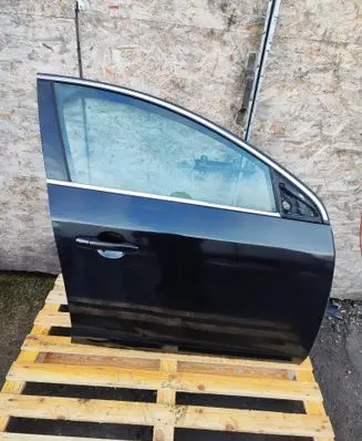 Volvo V60 Front door