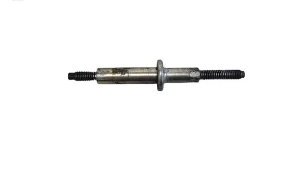 Mazda 6 Fuel Injector clamp holder 