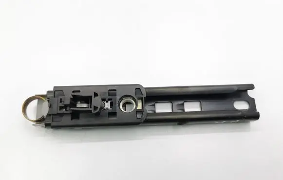 Mercedes-Benz ML W164 Seat belt adjustment rail A2118600688 605987100A