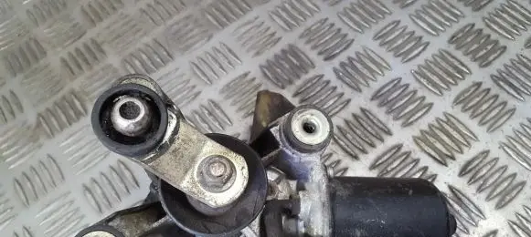 Nissan Sunny Wiper motor