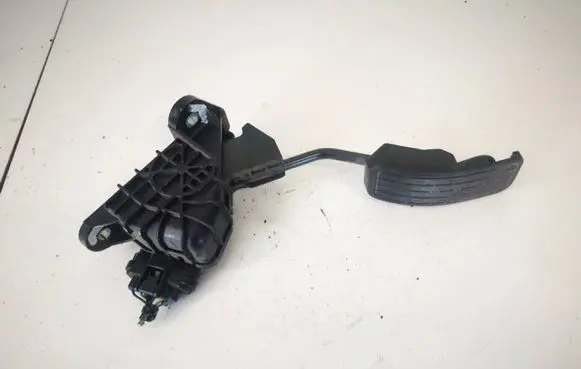 Subaru B9 Tribeca Accelerator throttle pedal 36010xa000 198800-3240