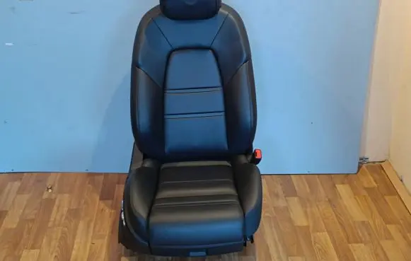Porsche Cayenne (9Y0 9Y3) Front passenger seat 9Y0881004 9Y1971392 9Y0963557B