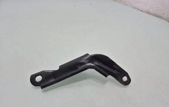 Volvo V40 Other engine bay part 9671985180