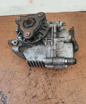 Volkswagen PASSAT B6 Gearbox transfer box case G67038 890605 409053