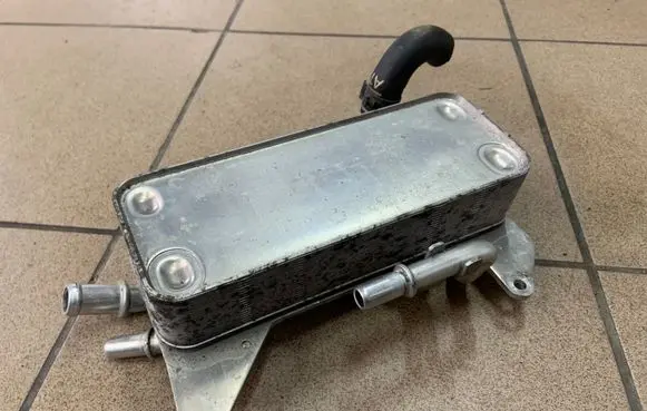 Audi A6 S6 C7 4G Transmission/gearbox oil cooler 4H0317021T