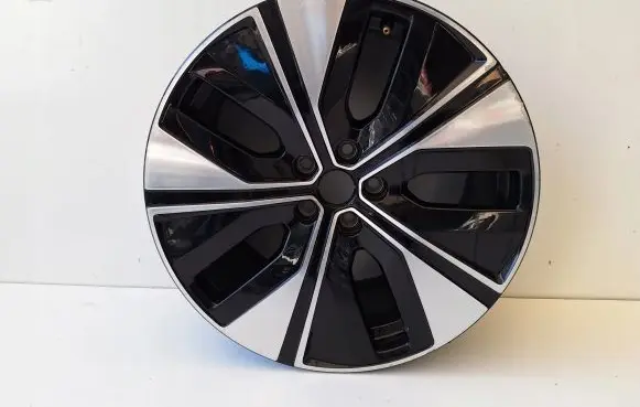 Polestar 2 R19 alloy rim 32327782