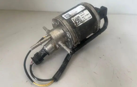 Audi Q5 SQ5 Adblue pump 8K0131899G