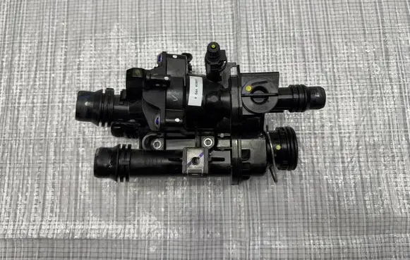 Lancia Ypsilon Thermostat housing 9859293280